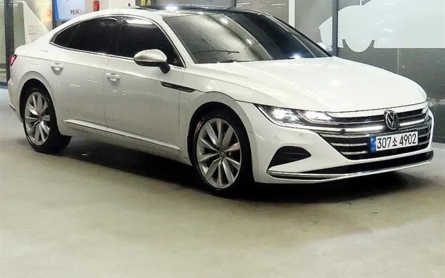 아테온 2.0 TDI 엘레강스 프레스티지 폭스바겐 2022/04 60,698km